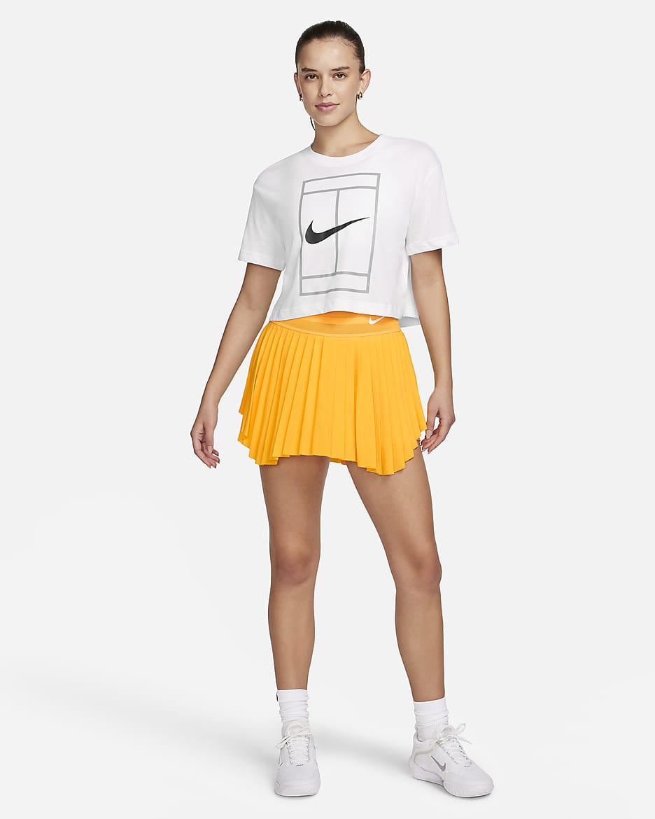 Nike Heritage Women s Dri FIT Short Sleeve Cropped Top. Nike